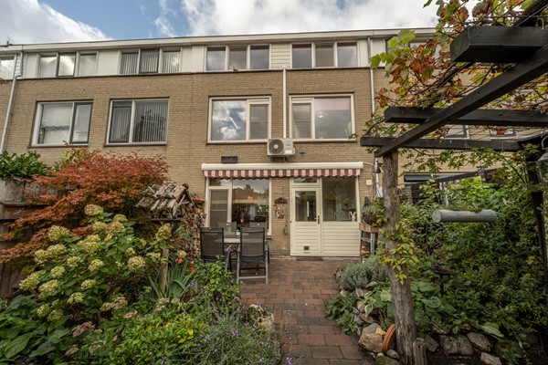 Medium property photo - Kikkerveen 152, 3205 XE Spijkenisse